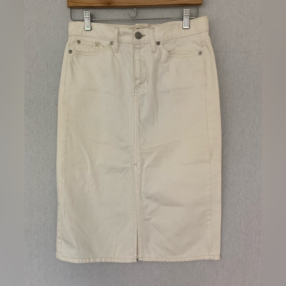 VINTAGE GAP JEANS White Denim jean skirt  vintage Y2K size 4